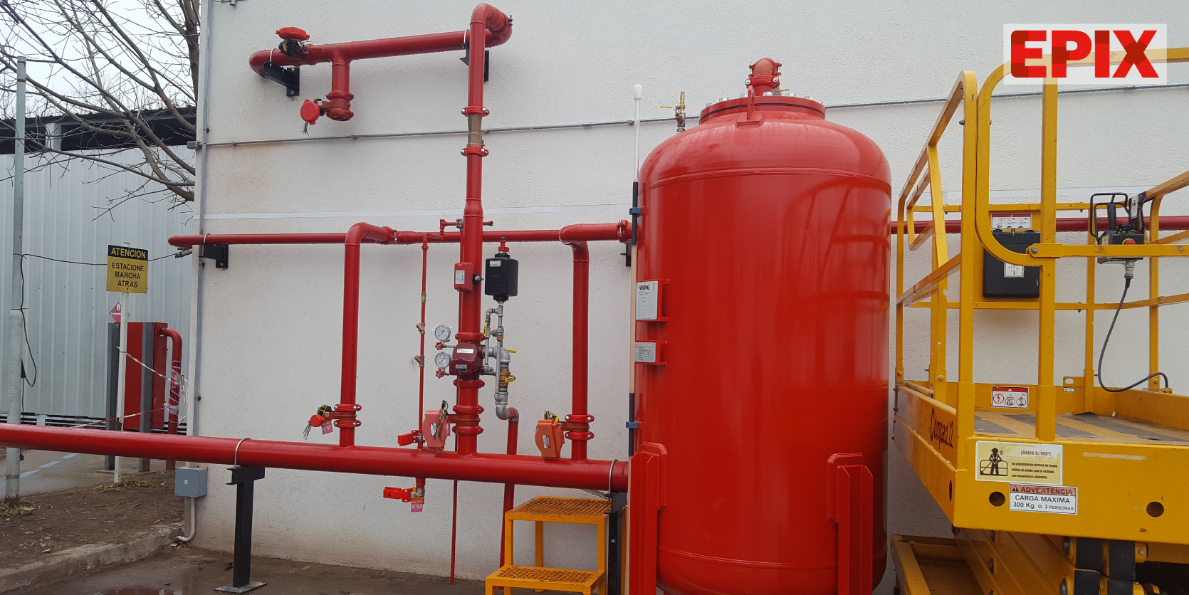 Bladder tank vertical